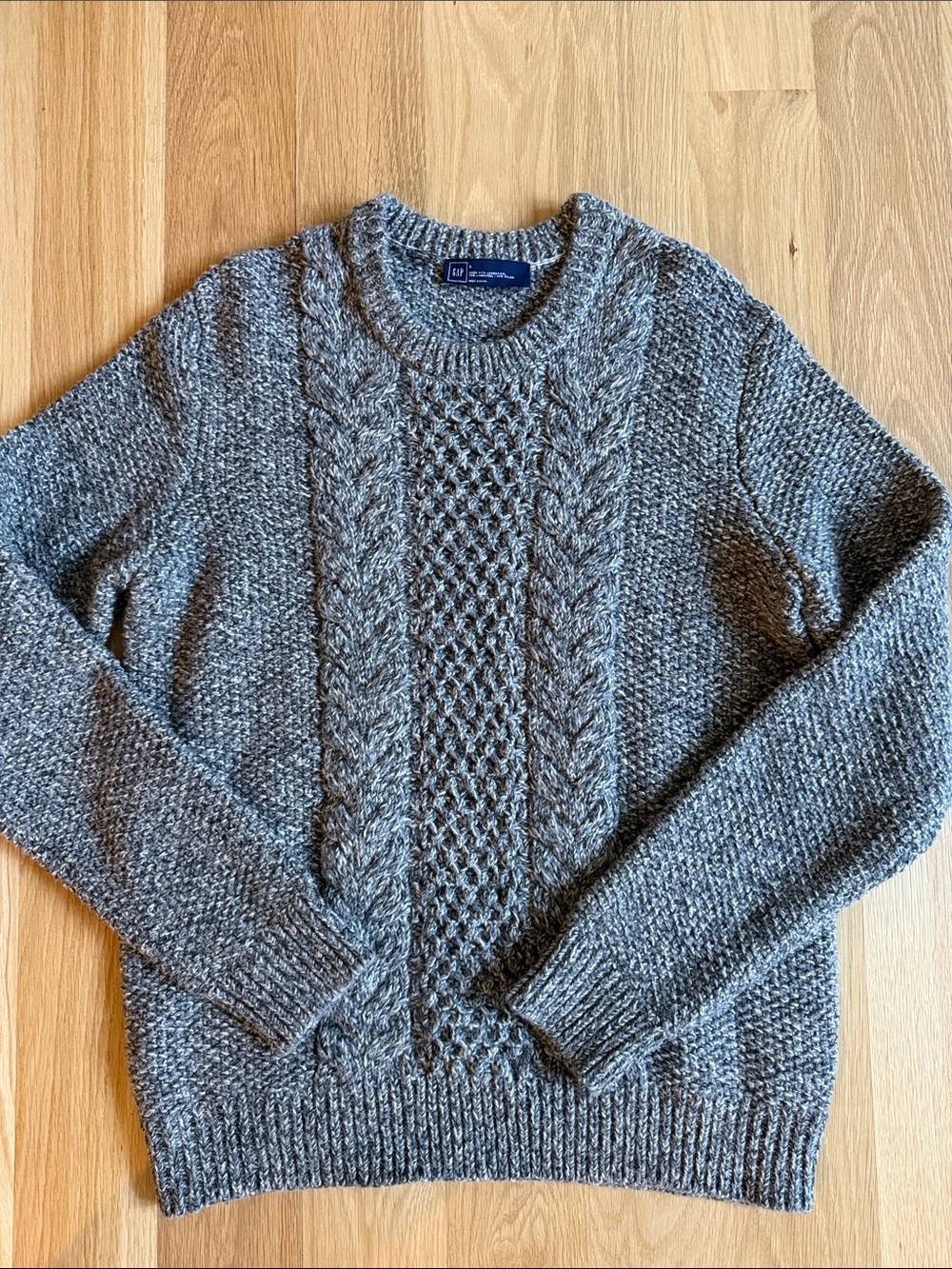 GAP Men's Crewneck Cable Knit Sweater - Gray